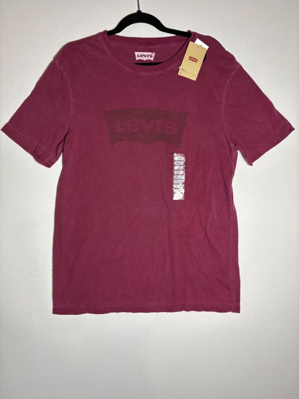 NWT Levi's Graphic Tee Maroon/Burgundy Size M